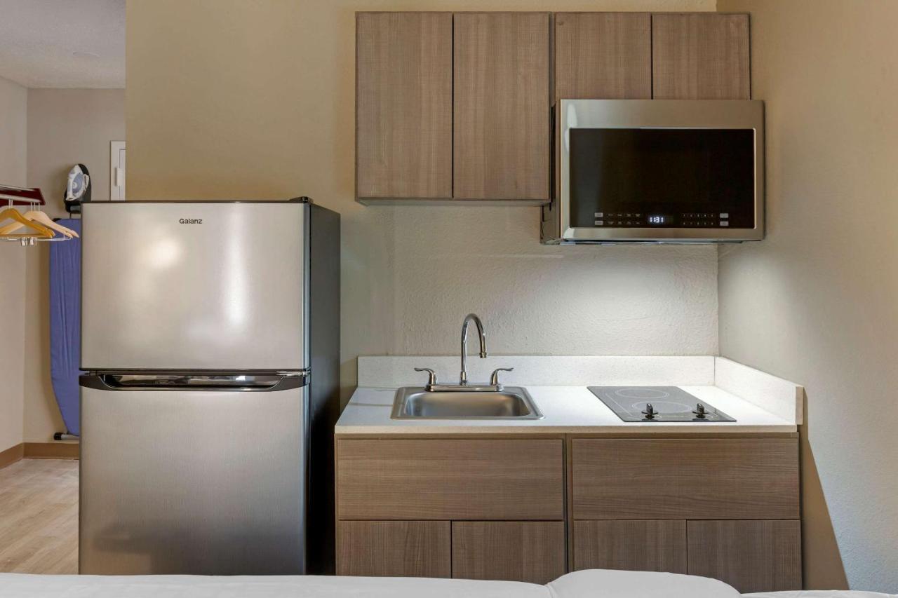 Suburban Extended Stay Hotel Raleigh Exteriör bild